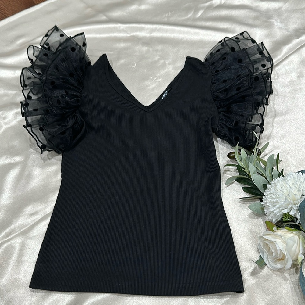 Black Ribbed Polka Dot Ruffle Sleeve Top